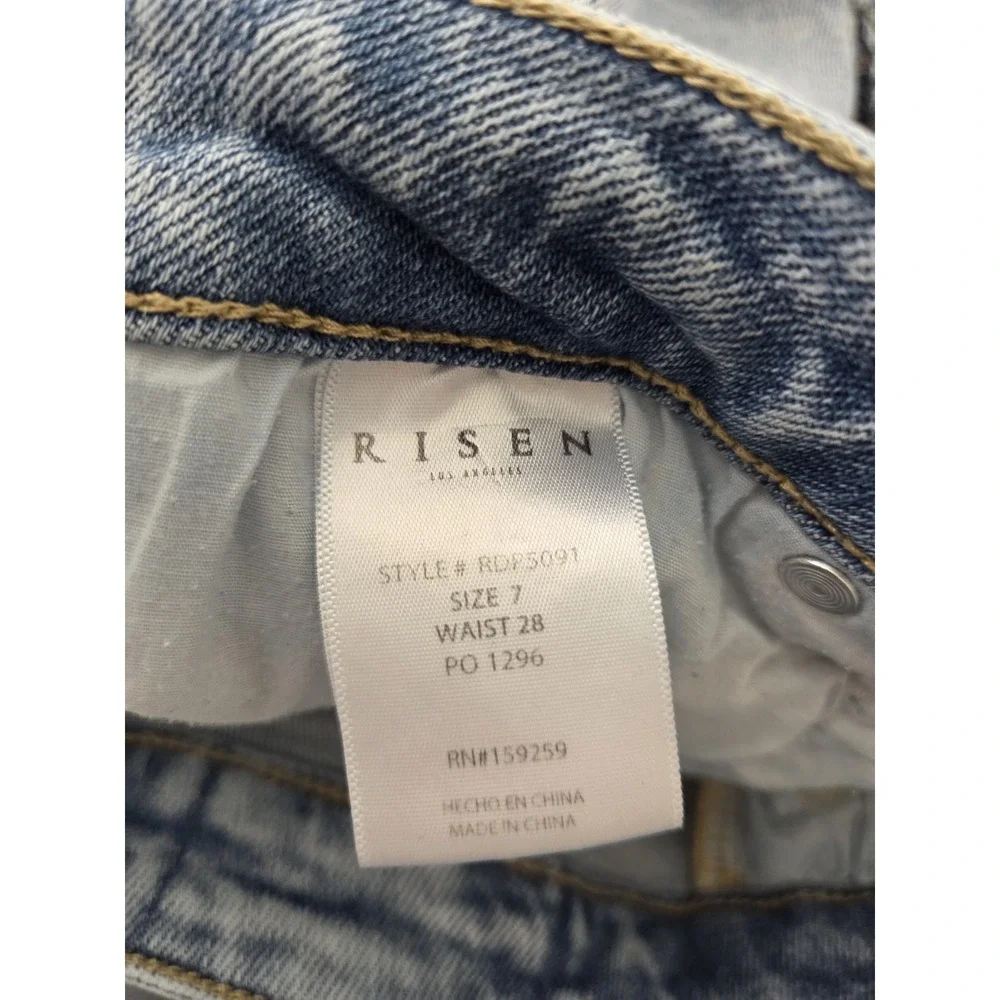 Women's Risen Jeans Highwaist‎ Distressed Sz 7/28 Stretch
